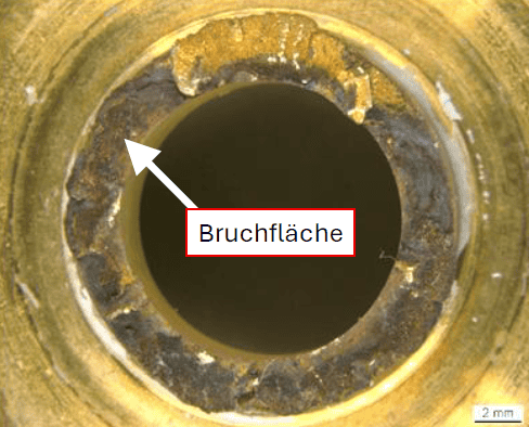 Bruchfläche durch Spannungsrisskorrosion