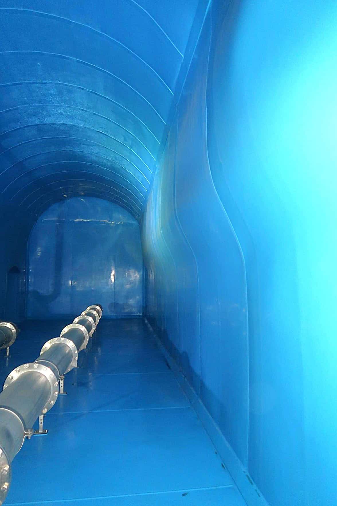 Neue Auskleidung eines Trinkwasser-Hochbehälters hatte sich von den Wänden gelöst